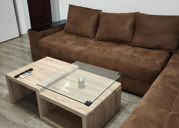 Two-bedroom Lauta Park 6 *